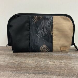 Lug Women’s Flash Cosmetic Case - Aloha Navy